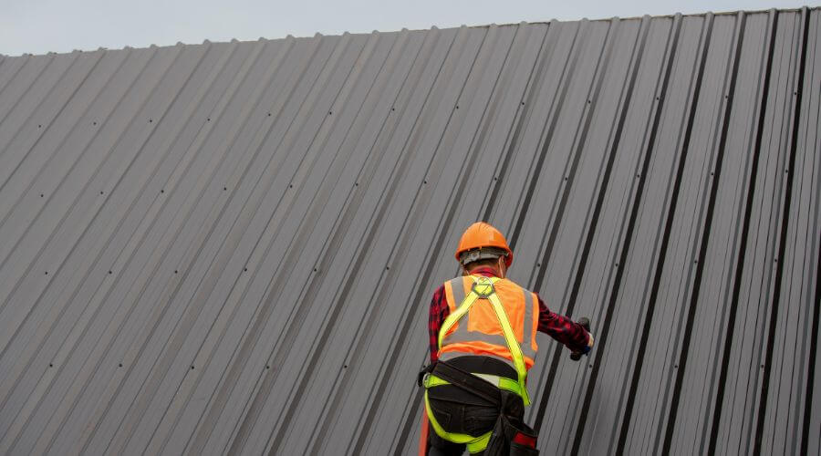 Professional metal roof installation services in Saint Joseph, IL